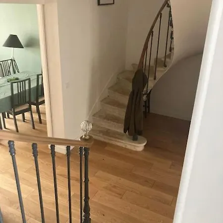 Superbe Maison A Bordeaux, 5 Chambres Et Piscine *
